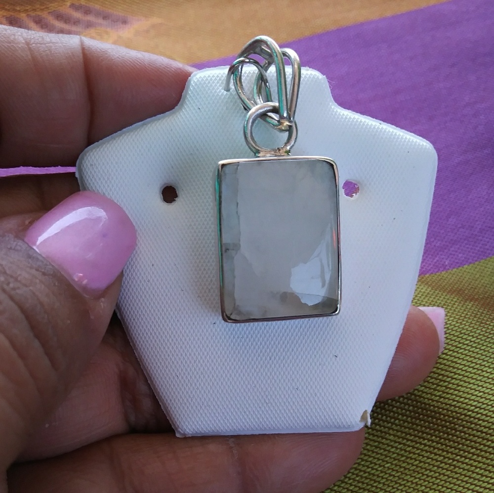Moonstone pendant in .925 Sterling Silver